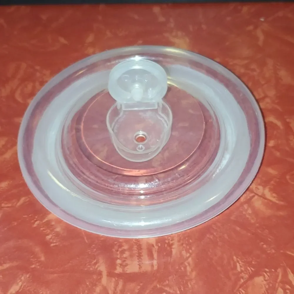 Signature Housewares Storage Bowl with Lid 20 oz.